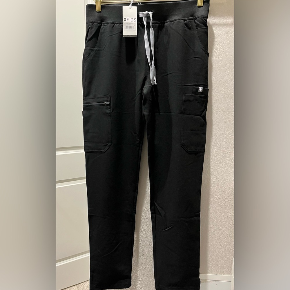 Figs Women Black Yola 2.0 Slim Fit Size Small
